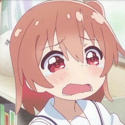 老人烧杨絮险些点着全村